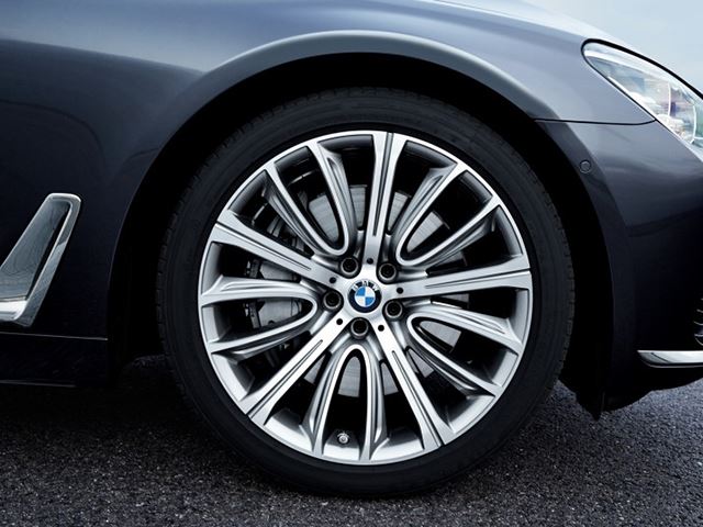 BMW представил новую 7-ую серию